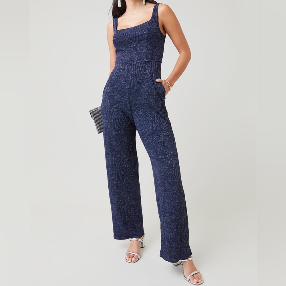 NWOT Francesca’s Audrey Park Elena Square Neck Glitter Knit Jumpsuit in M